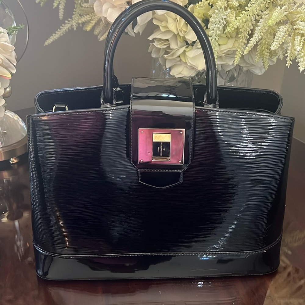 LOUIS VUITTON EPI ELECTRIC MIRABEAU GM